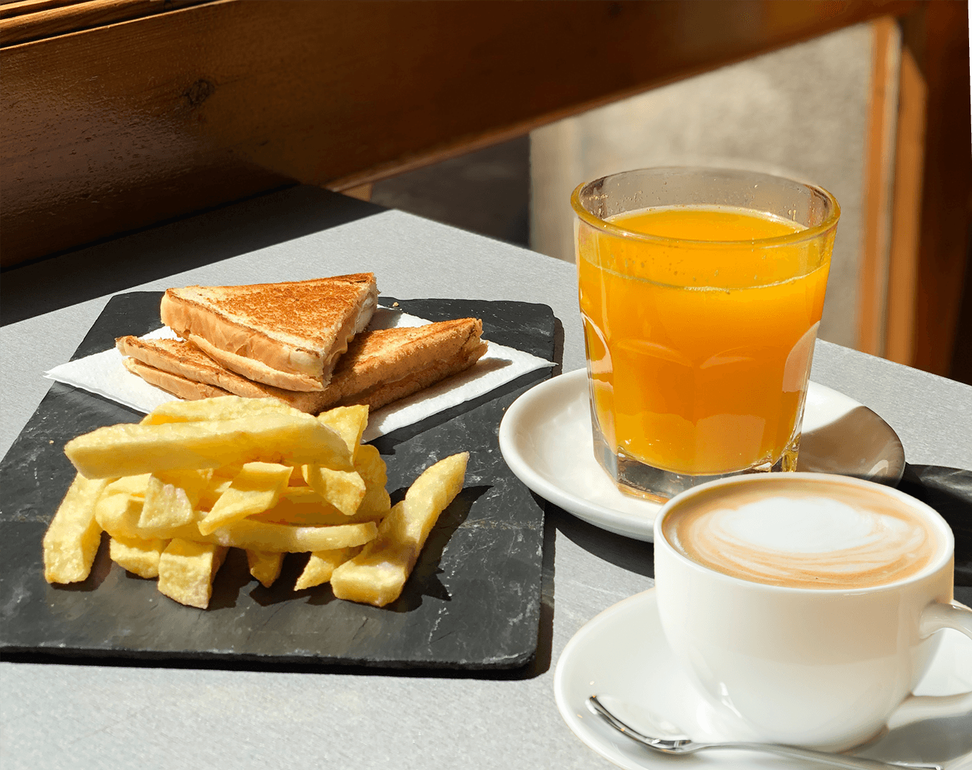 menus desayunos- buenos dias- cafe-sandwich-tostada